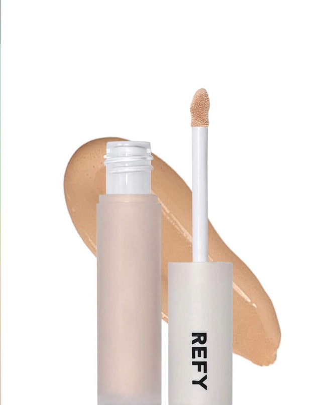 06 - Brightening and Blurring Serum Concealer with Plant-Derived Squalene