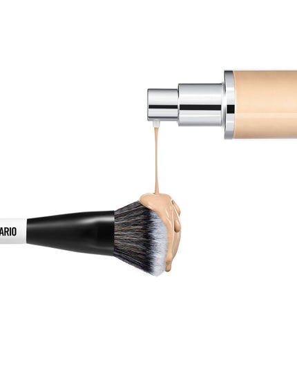 F4 Dual-Ended Foundation and Face Brush
