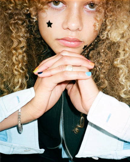 Black star