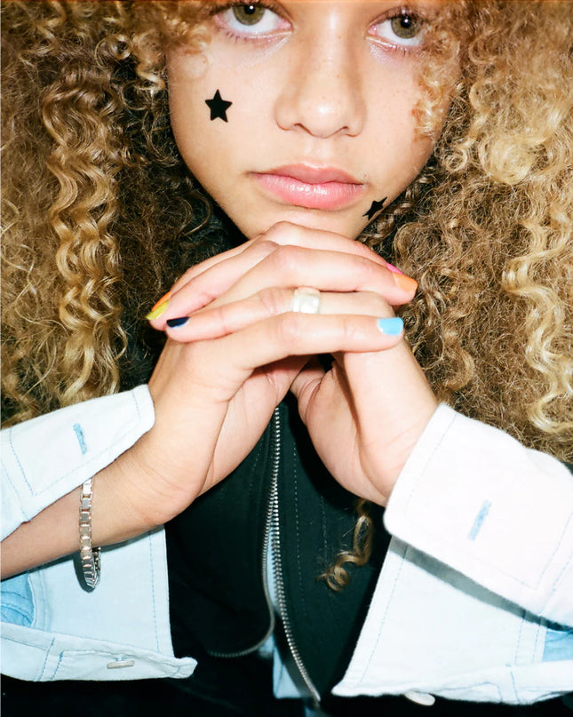Black star