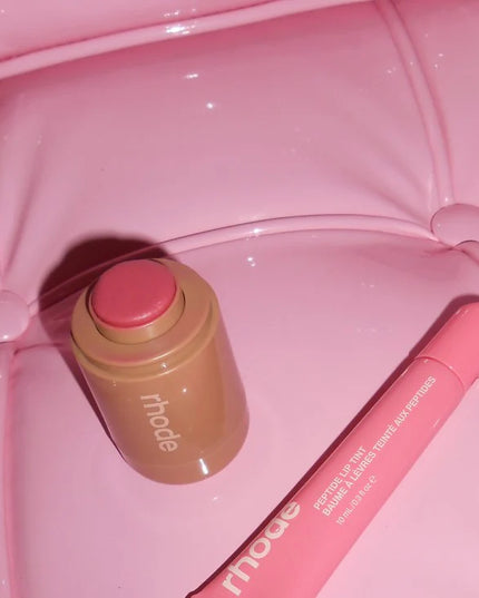teacup - pocket blush